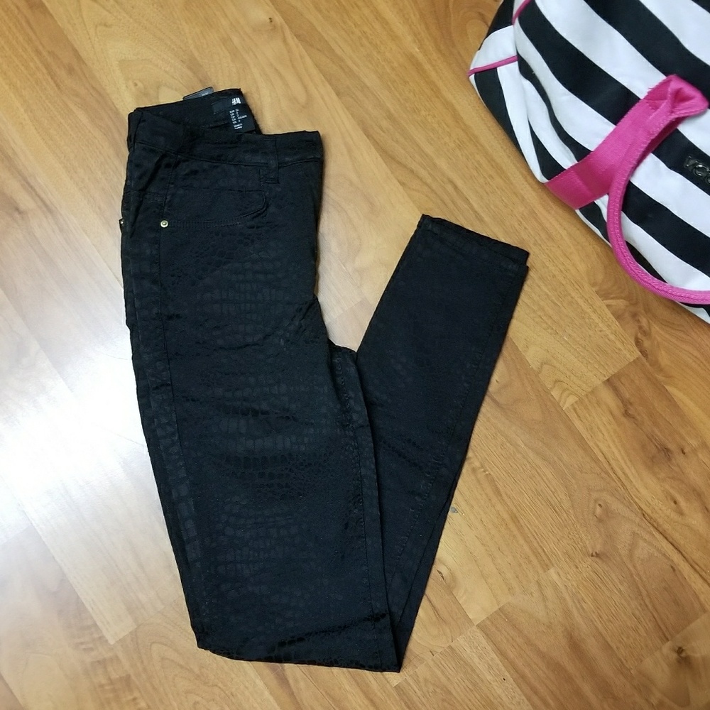 Snake Print Skinnys