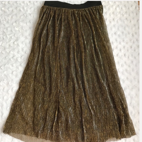 METALLIC GOLD PLEATED SKIRT - Picture 4 of 7