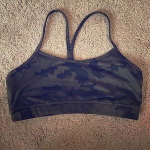 Lululemon camo sports bra