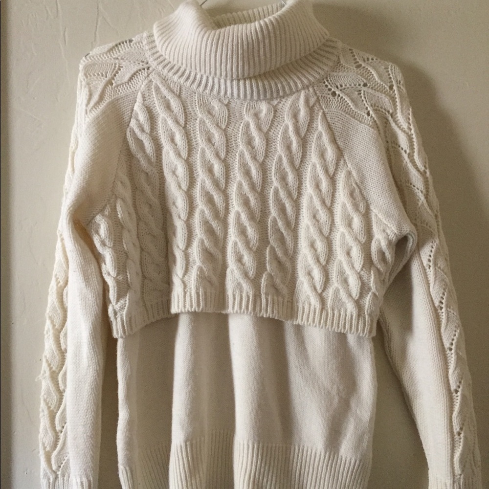 Venus sweater