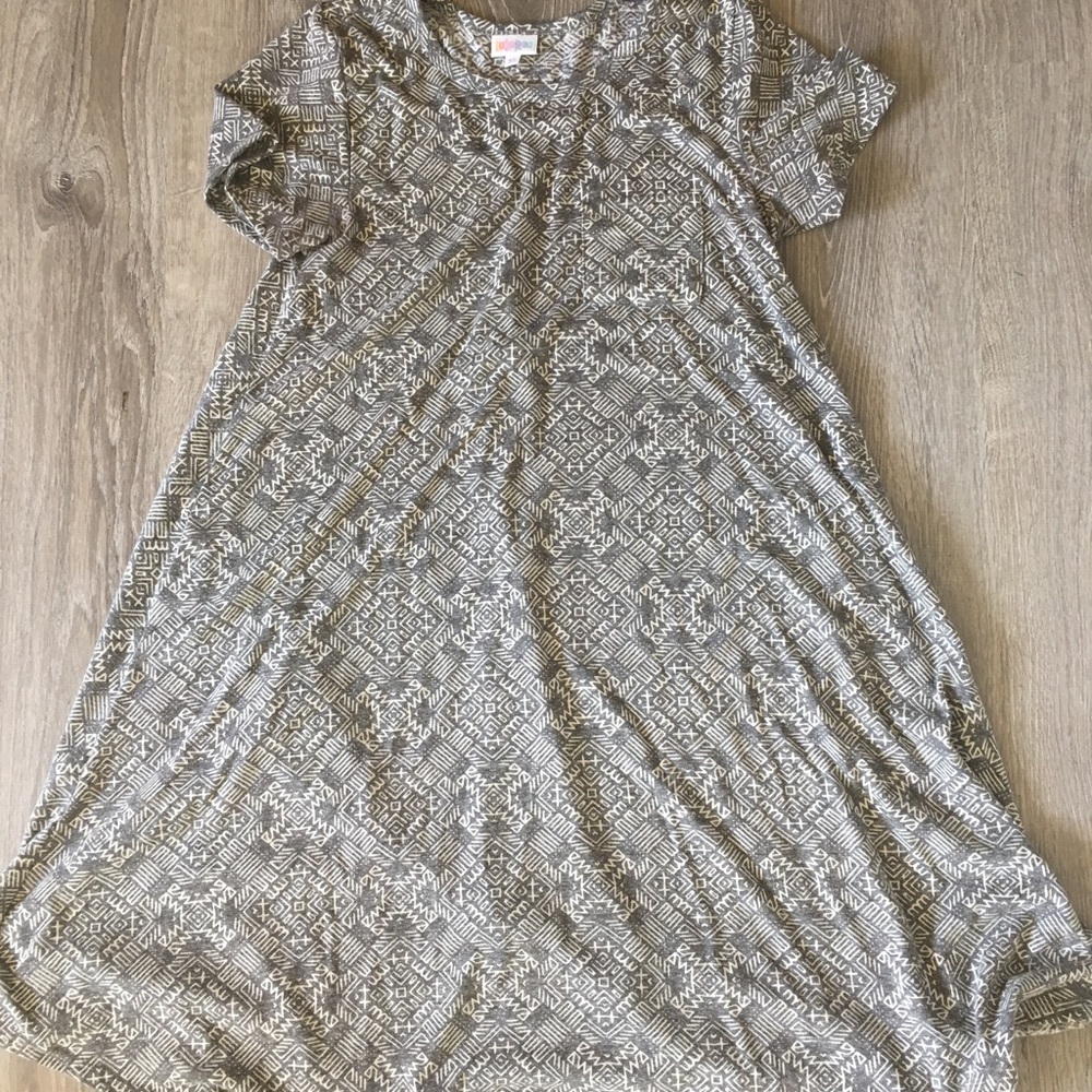 XS Lularoe Carly