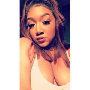 Meet your Posher, Aliya