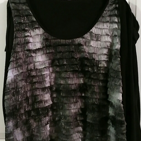 Women's Dressy Top - Picture 3 of 5