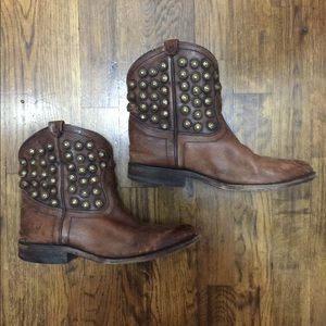 Women’s Frye ‘Wyatt Disc’ Short Boot