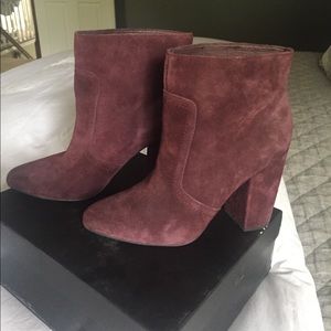 Joe's Jeans "Fia" Ankle Bootie - size 10