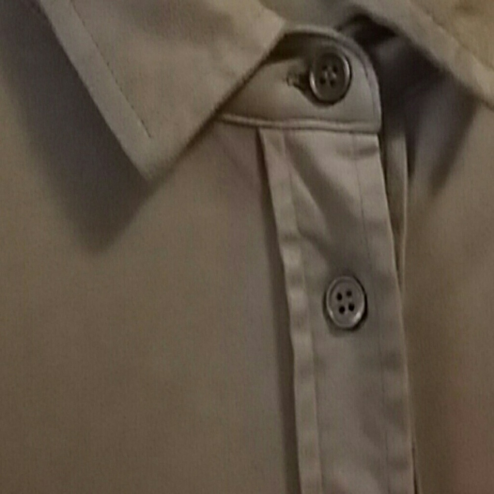 Button down Dress - Picture 2 of 3