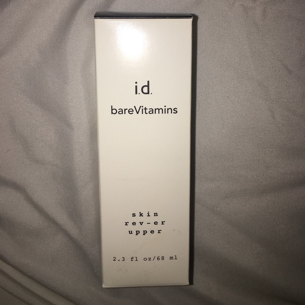 bareVitamins skin rev-er upper