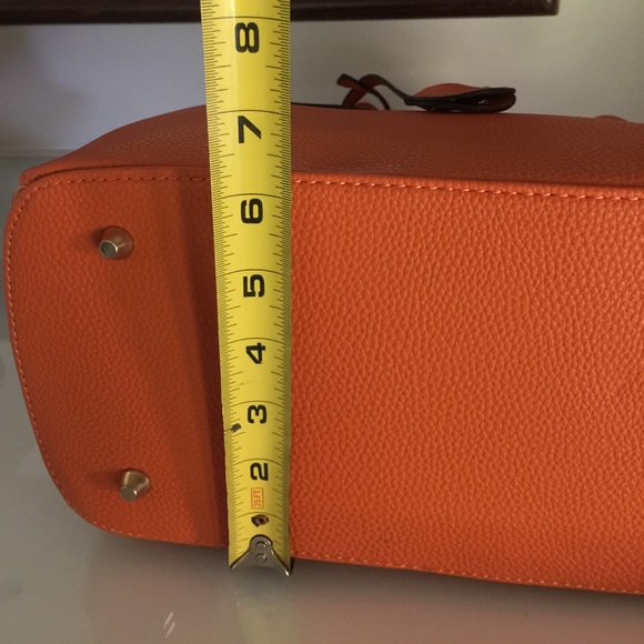 Gorgeous soft vegan leather bag - Picture 7 of 9