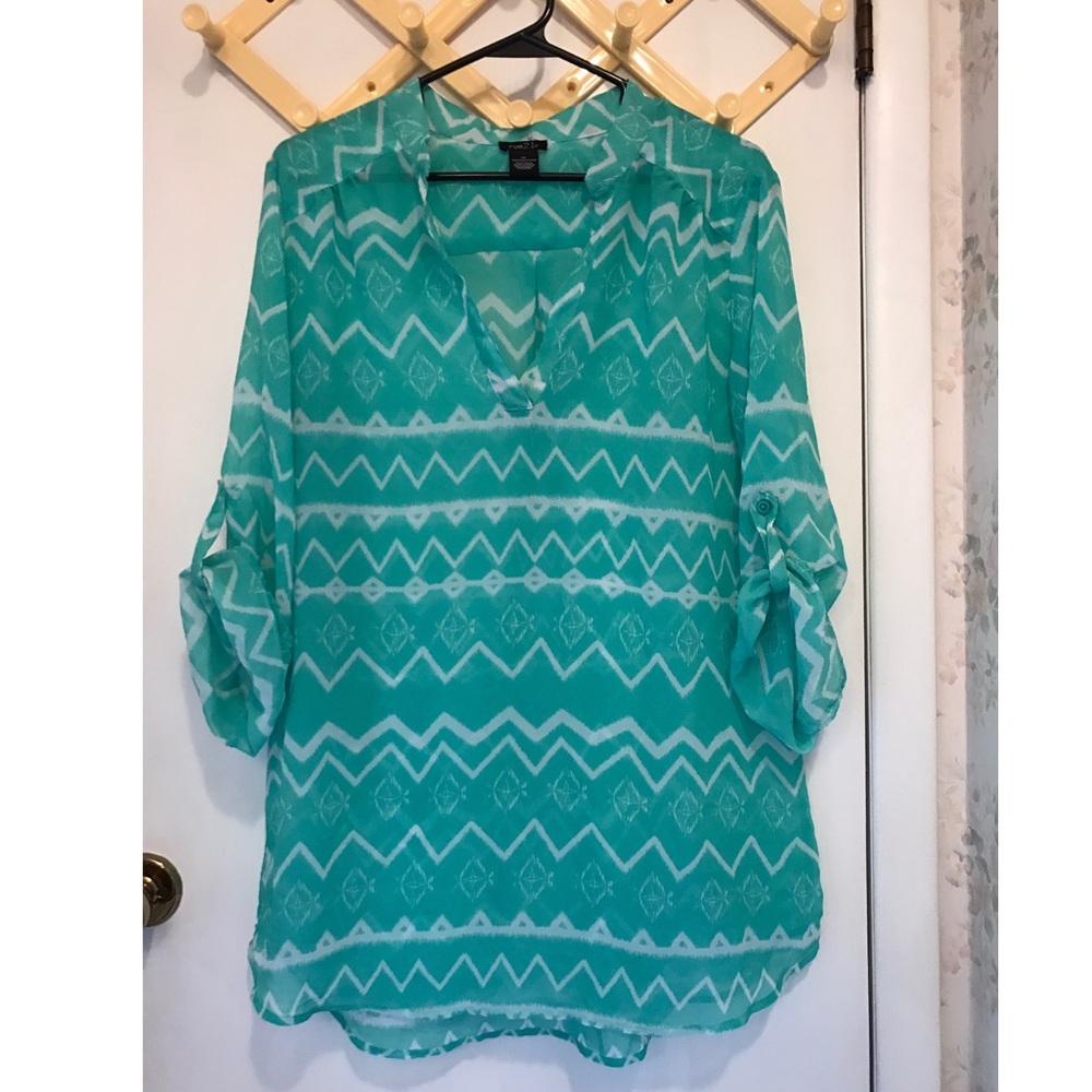 Sheer 3/4 Sleeve