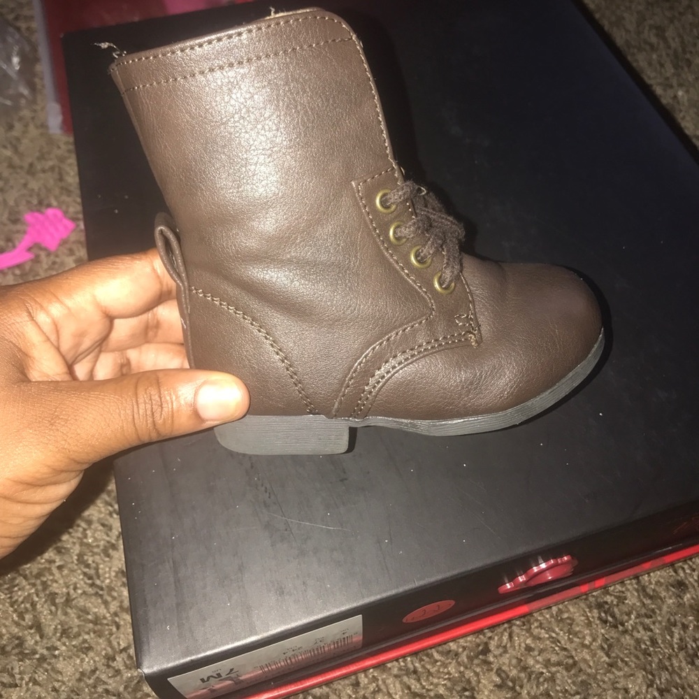 Toddler boots