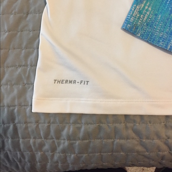 Long Sleeve Nike Dry Fit - Picture 2 of 6