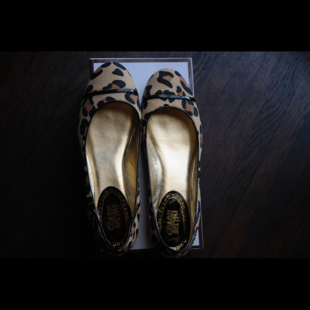 Classic leopard print flats