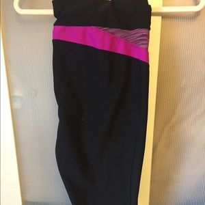 Xersion fitted workout capris!!