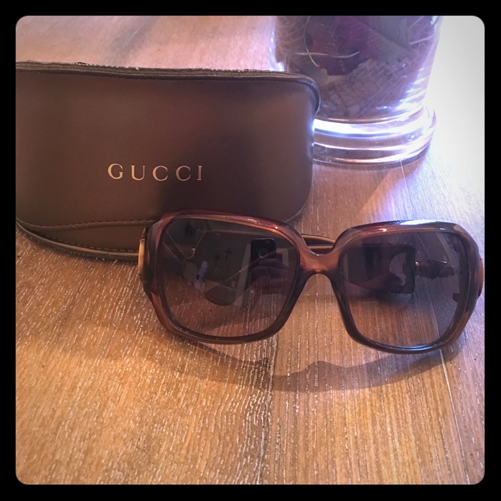 Gucci bamboo buckle sunglasses