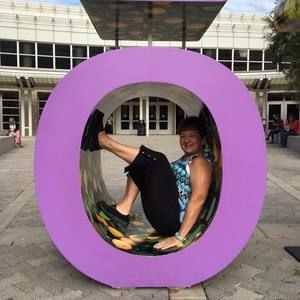 Meet your Posher, Debi