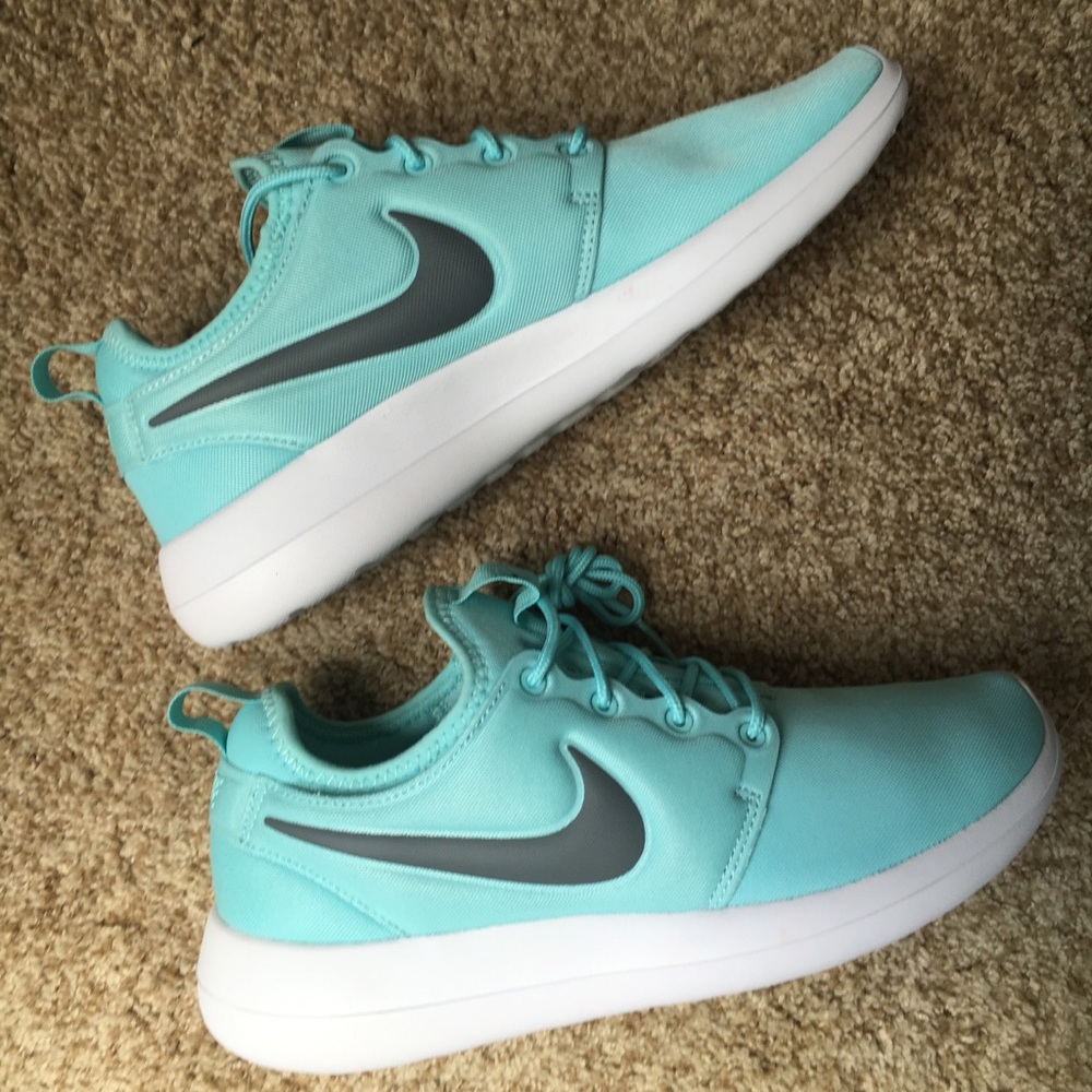 🎀BF SALE🎀 Nike Roshe Two Copa & Cool Grey - Picture 2 of 8