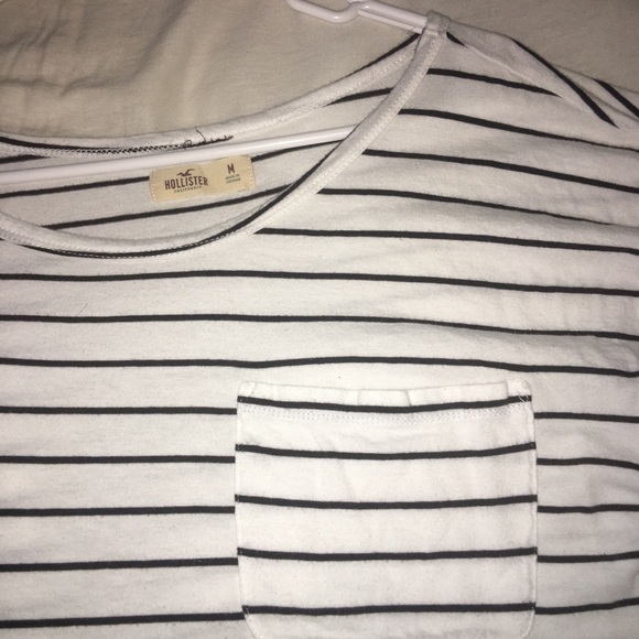 Hollister crop top - Picture 2 of 2