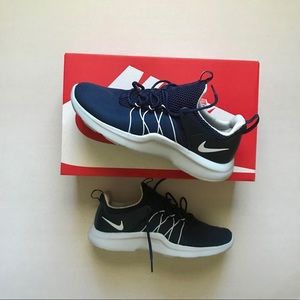 Women’s Nike Darwin’s