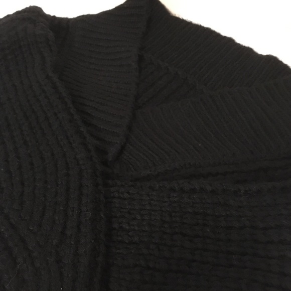 ✨ Chunky Knit Oversized Off Shoulder Sweater Black - Picture 7 of 7