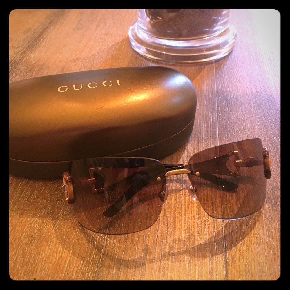 Gucci frameless bamboo buckle sunglasses