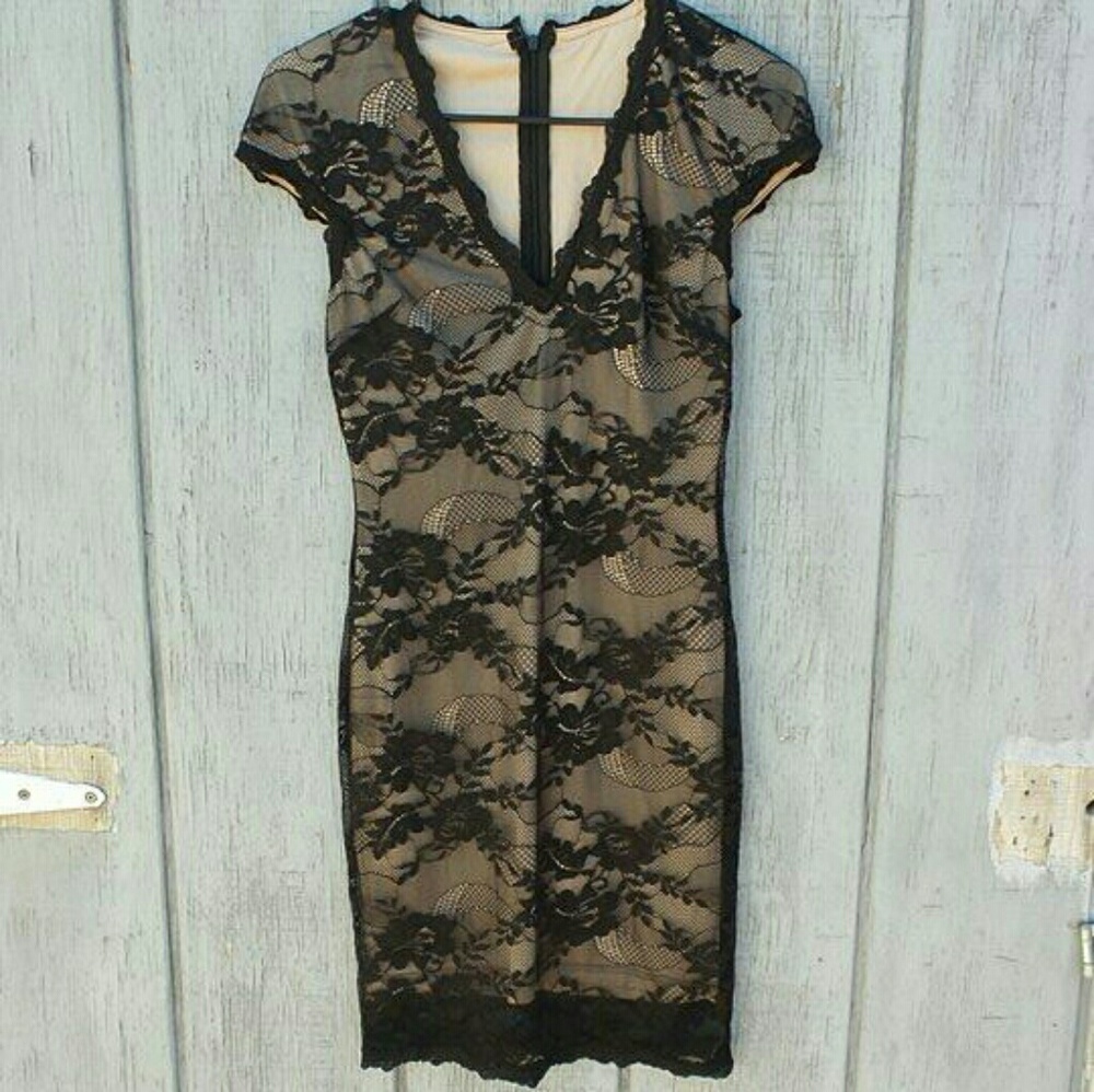 Mini lace dress