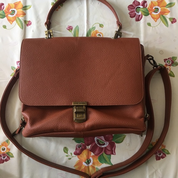 Steve Madden Handbags - Steve Madden Brown Crossbody Bag