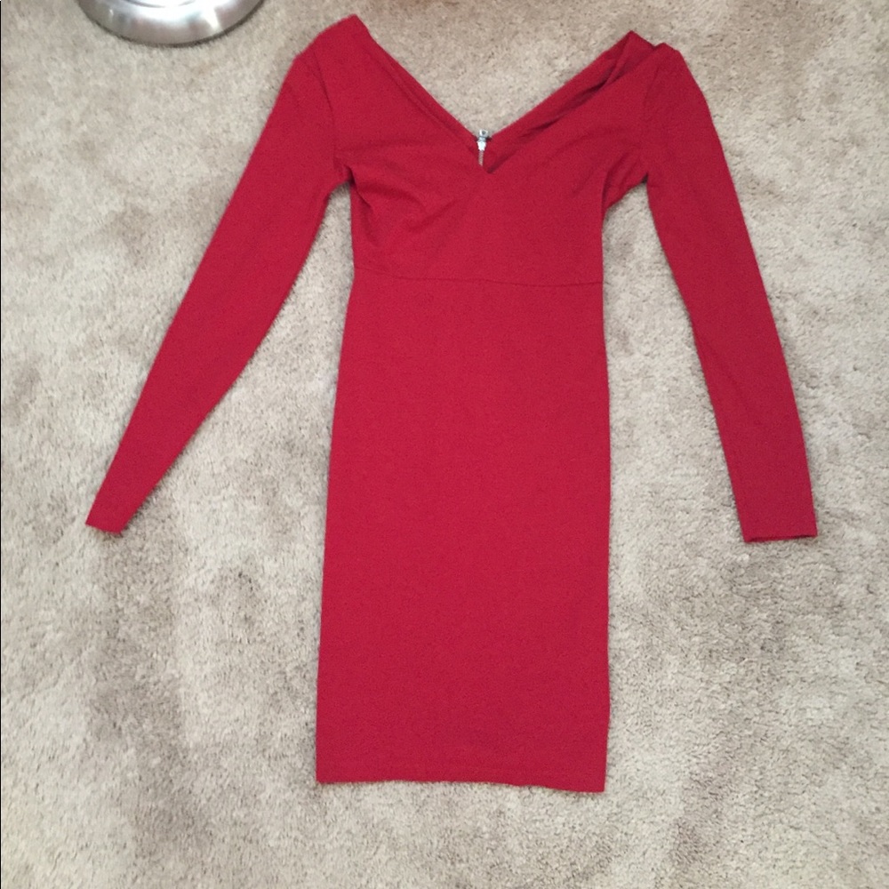Alice and Olivia red dress