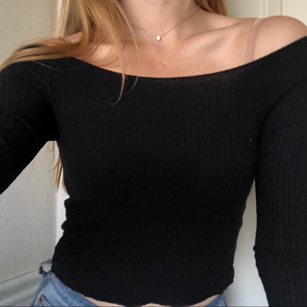 Brandy Melville Fitted Off the Shoulder