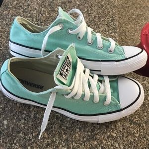 Mint green converse