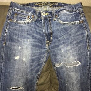American Eagle men’s jeans