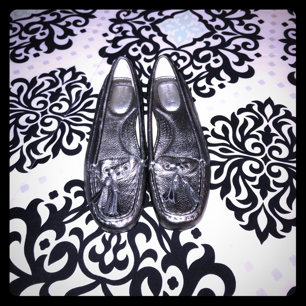 SPERRY Top-Siders In Metallic Silver ⭐️