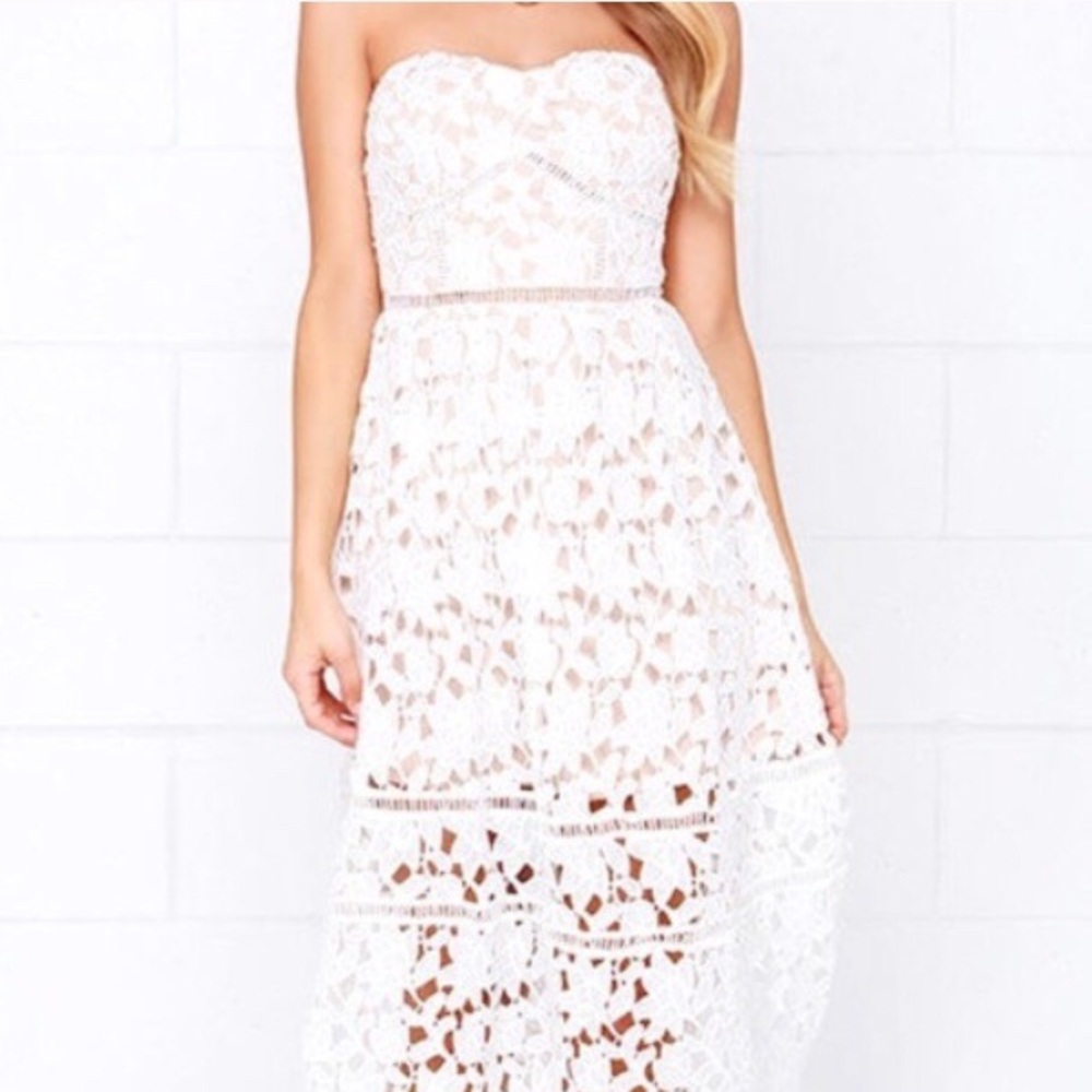 Lulu’s White Lace Strapless Midi (straps available