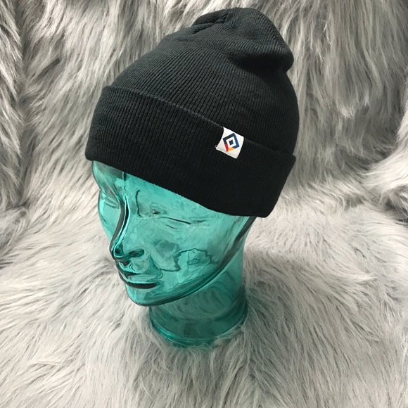 2 American Eagle Outfitters Beanies A276 - Picture 6 of 8