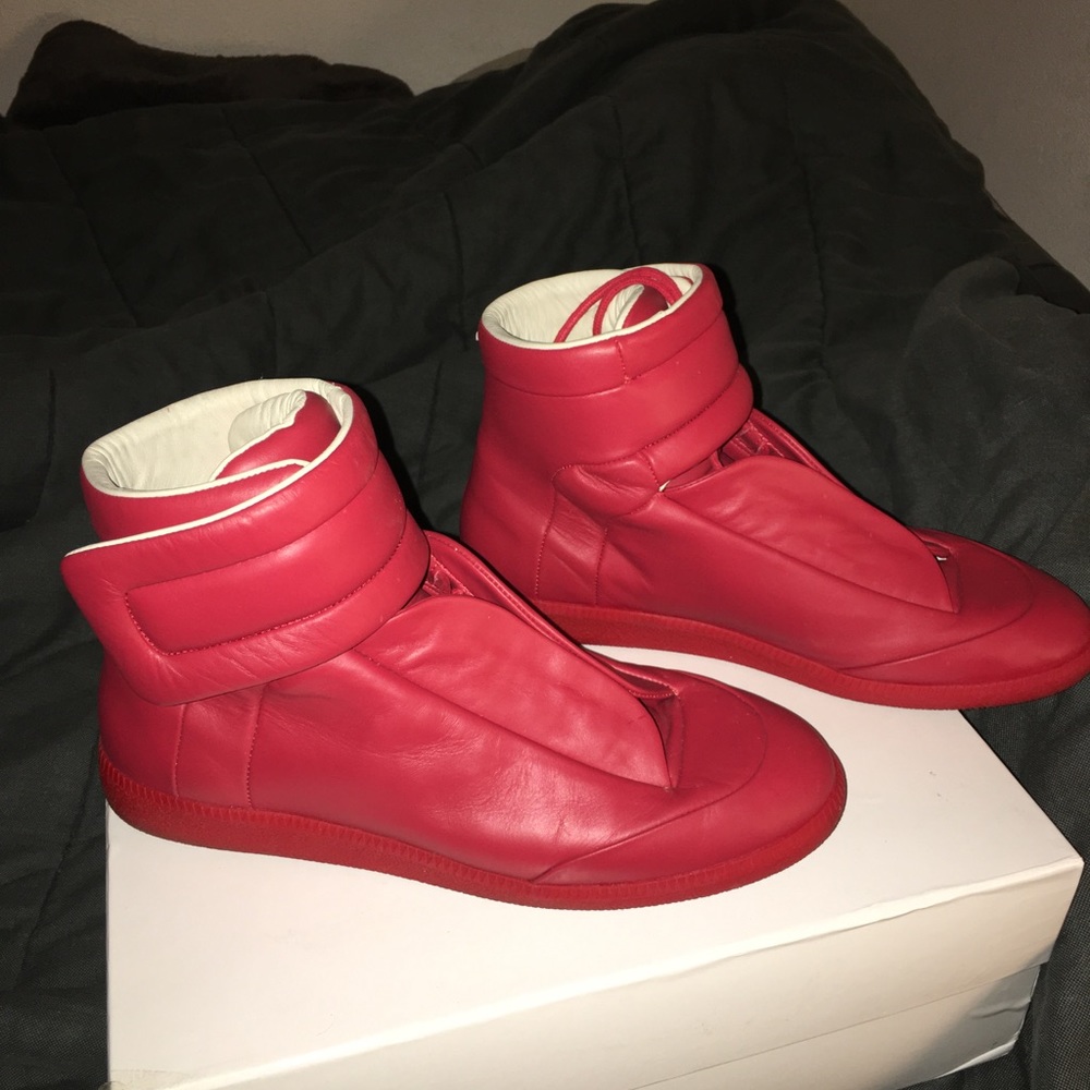 Maison Margiela Future Red (AUTHENTIC) OBO