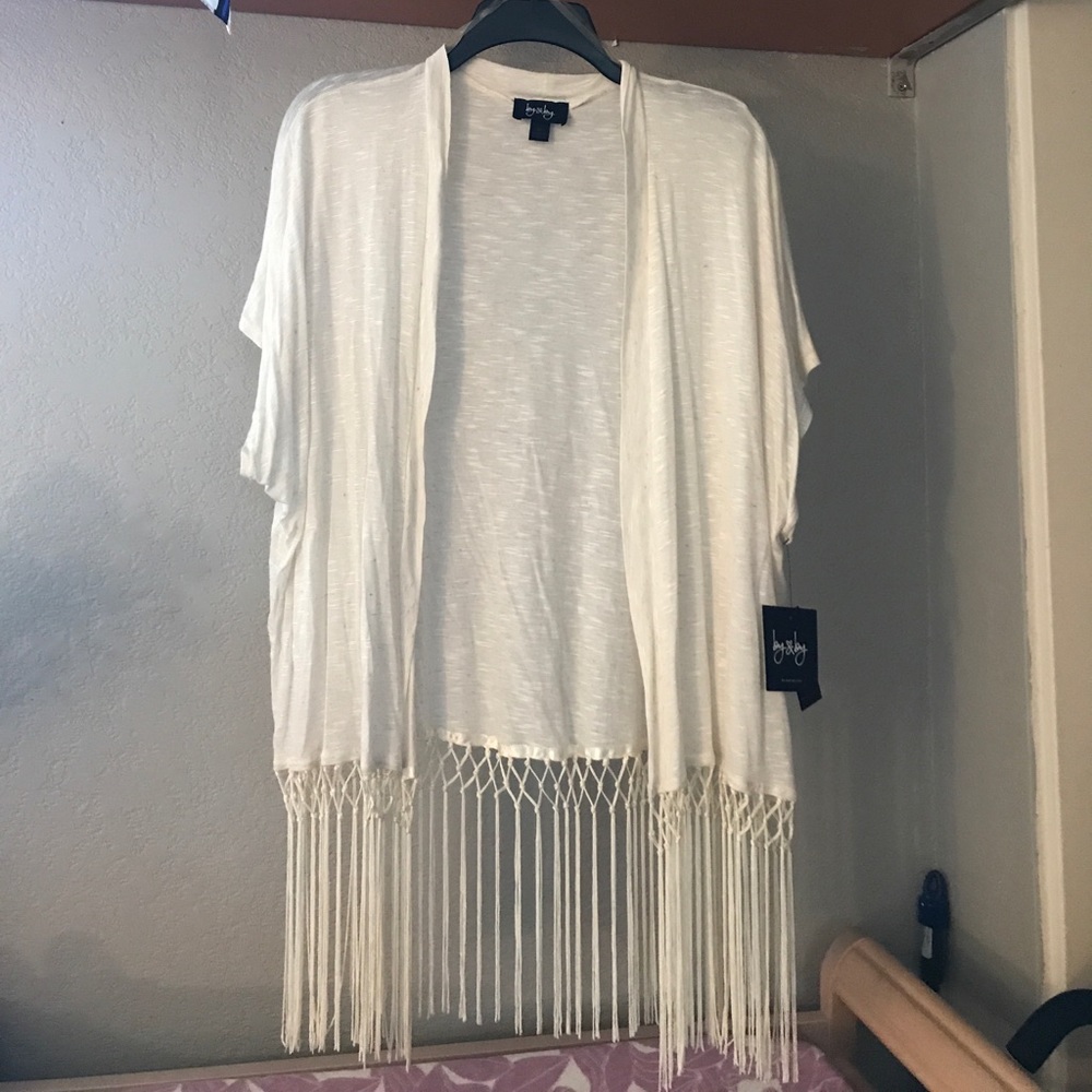 Short sleeved cardigan