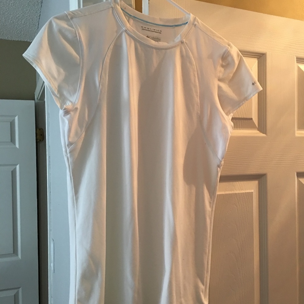 Columbia workout tee