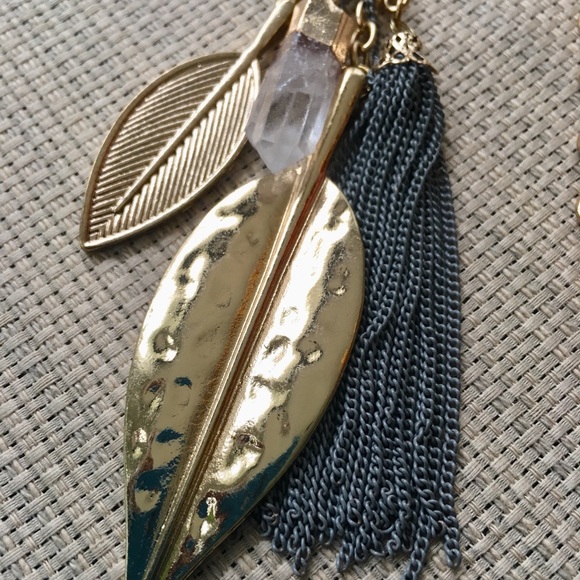 NEW Gold Leaf, Tassel & Gen Crystal Charm Necklace - Picture 2 of 4