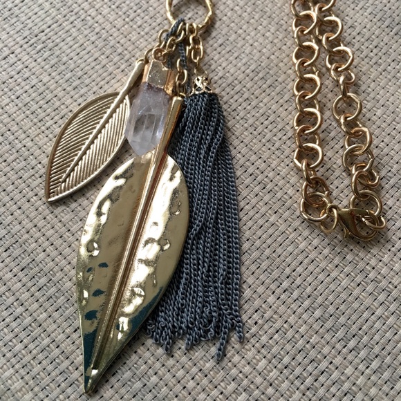 NEW Gold Leaf, Tassel & Gen Crystal Charm Necklace - Picture 3 of 4