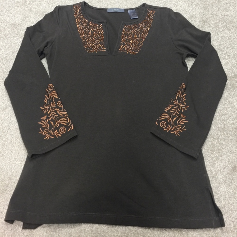 3/$25 Liz Claiborne Embroidered Tunic.
