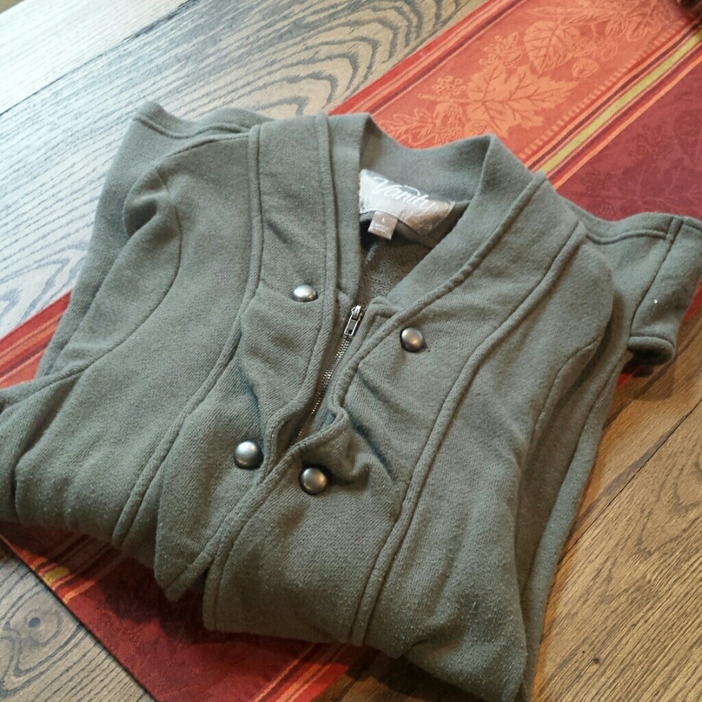 Lightweight jacket