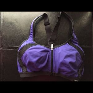 Victoria Secret zip up sportsbra 34B