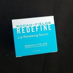 Lip renewing serum Rodan + Fields