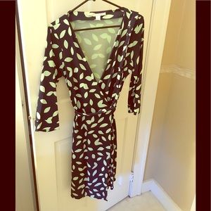 Diane Von FURSTENBURG Wrap Dress, 3/4 length.