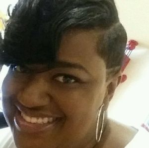 Meet your Posher, Tiffany