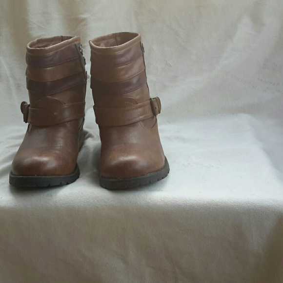 Bamboo American Flag Buckle Bootie - Picture 2 of 3