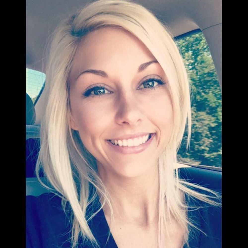 Meet your Posher, Tiffany