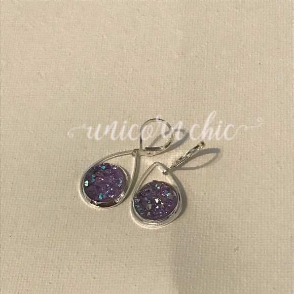 Jewelry - NWT Teardrop Purple Druzy Dangle