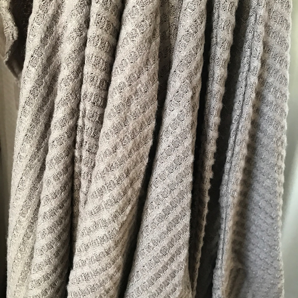 Last 1! Mocha Thermal Waffle Tunic - Picture 5 of 5