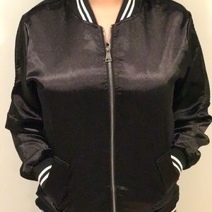 ⭐️Black bomber jacket