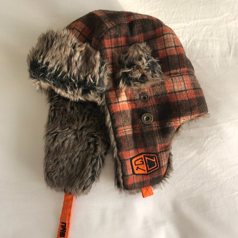 Plaid GNU fur snowboarding hat
